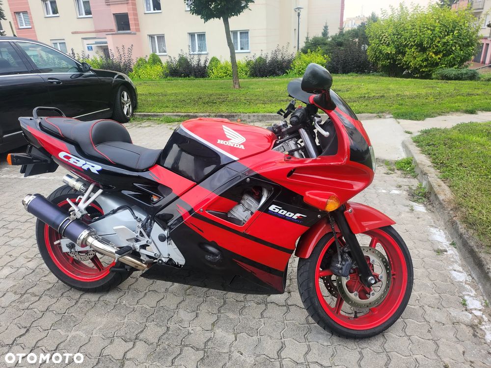 Honda CBR - 1