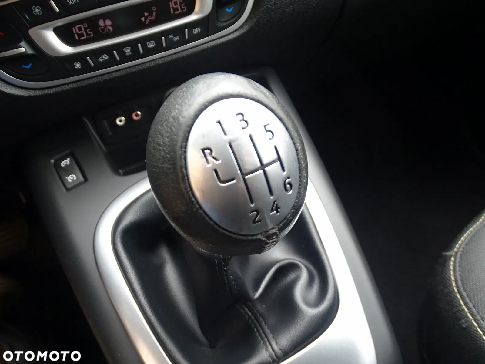 Renault Grand Scenic Gr 1.6 16V Expression - 29