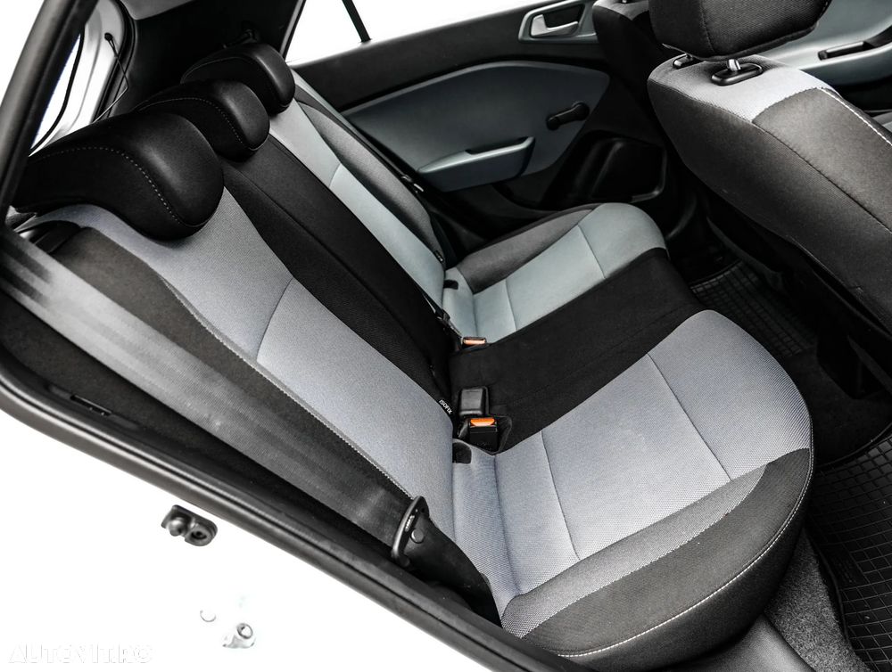 Hyundai i20 1.2 L 84CP 5DR Led Line - 17