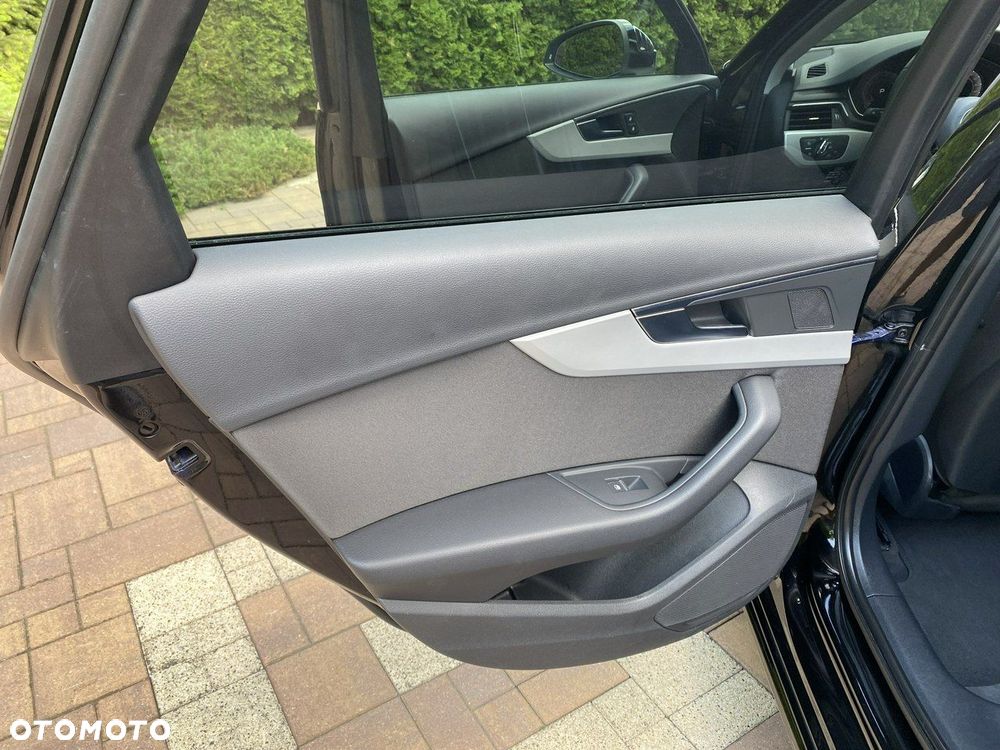 Audi A4 Avant - 33