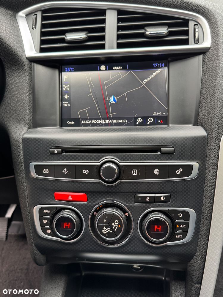 Citroën DS4 2.0 BlueHDi SportChic S&S - 25