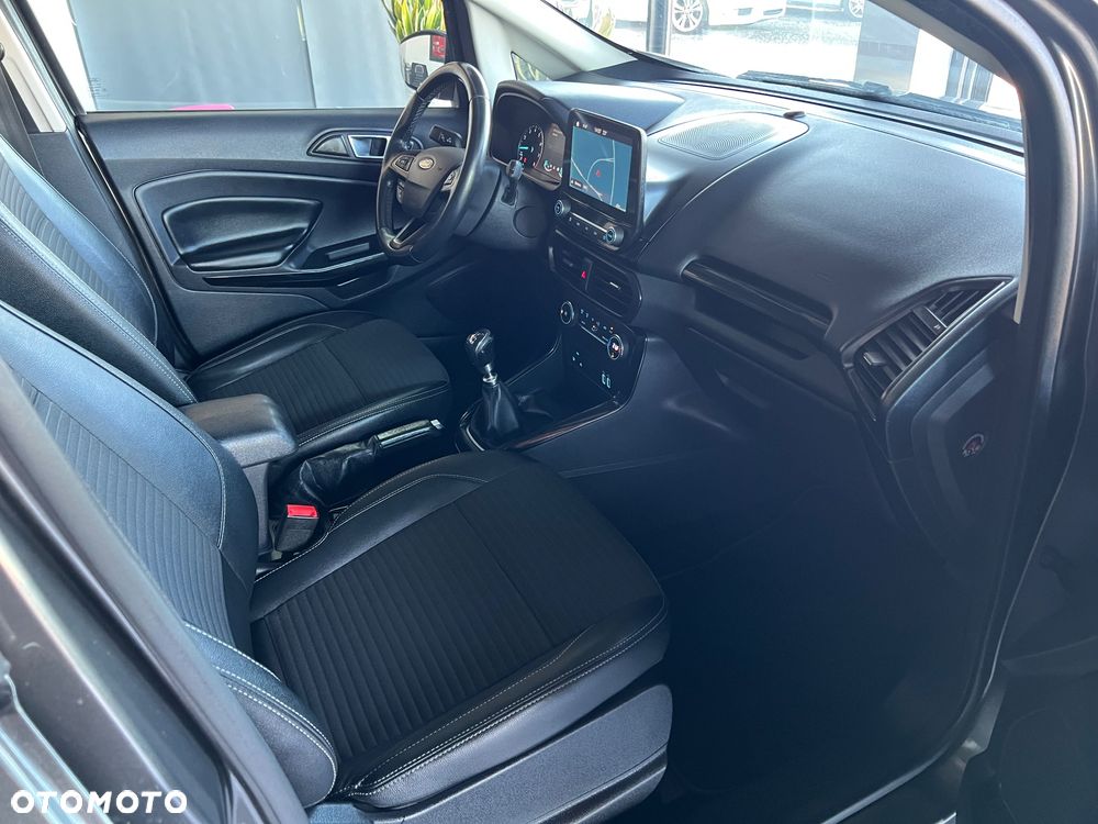 Ford EcoSport - 36