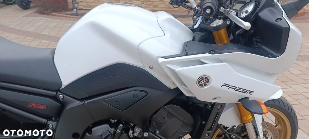 Yamaha FZ8 - 27