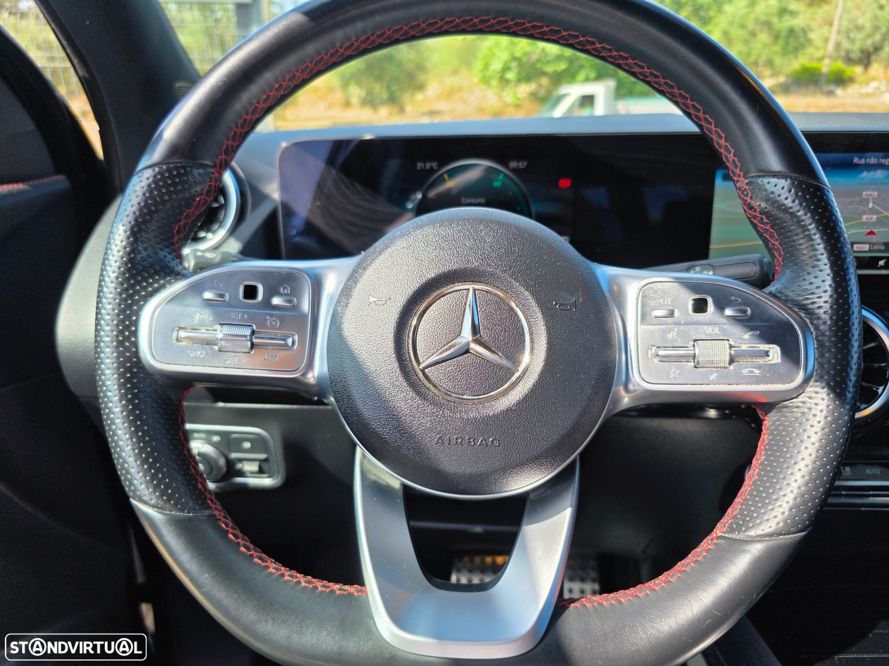 Mercedes-Benz GLA 250 - 15