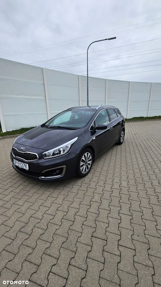 Kia Ceed - 21