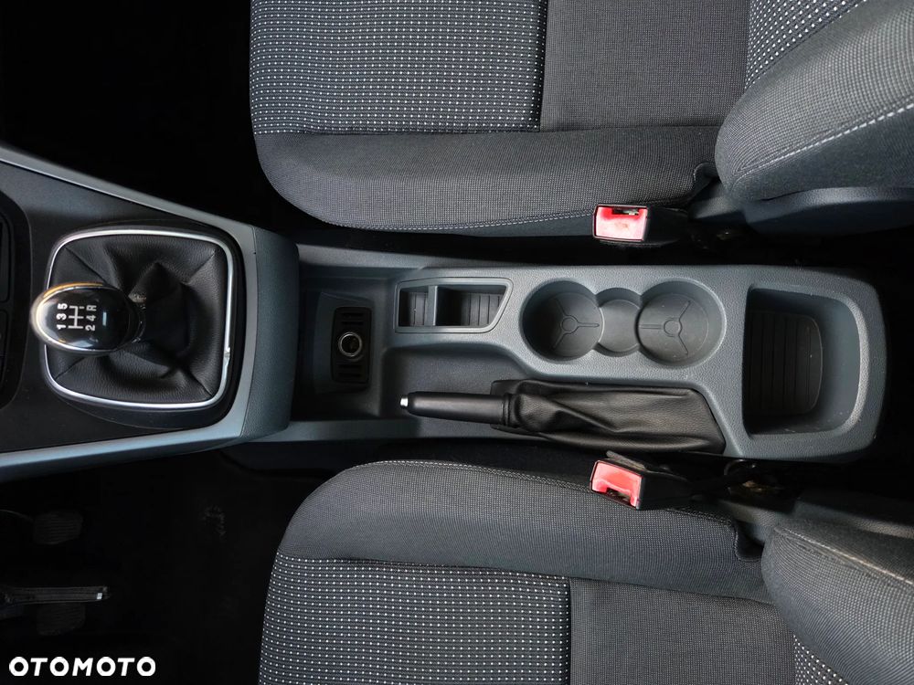 Ford Grand C-MAX 1.6 Titanium - 23