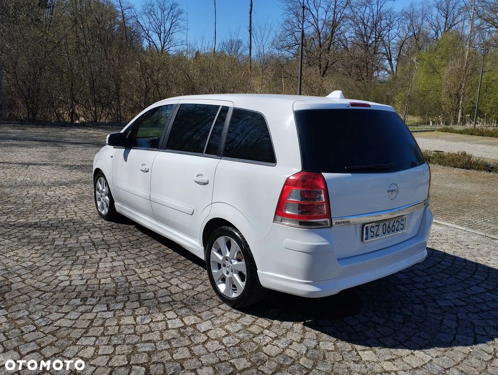 Opel Zafira 1.7 CDTI Sport - 17