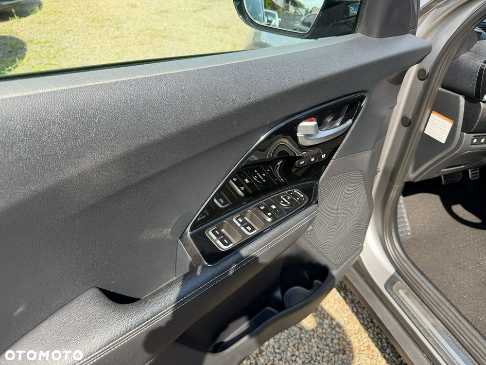 Kia Niro 1.6 GDI Plug-in Hybrid XL - 32