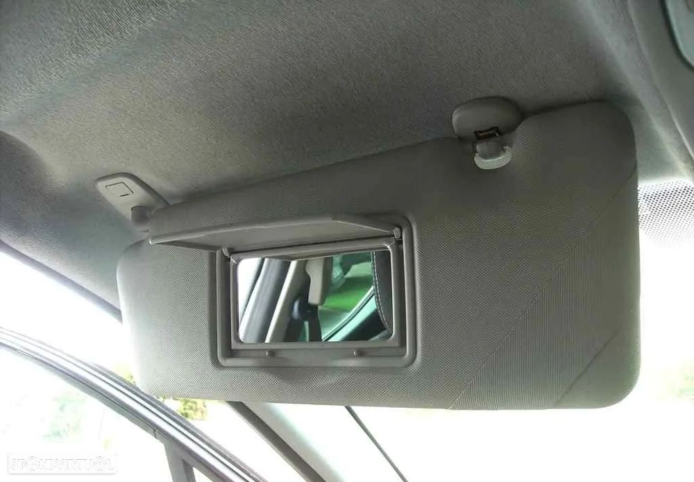 Renault Clio 0.9 TCE Limited - 33