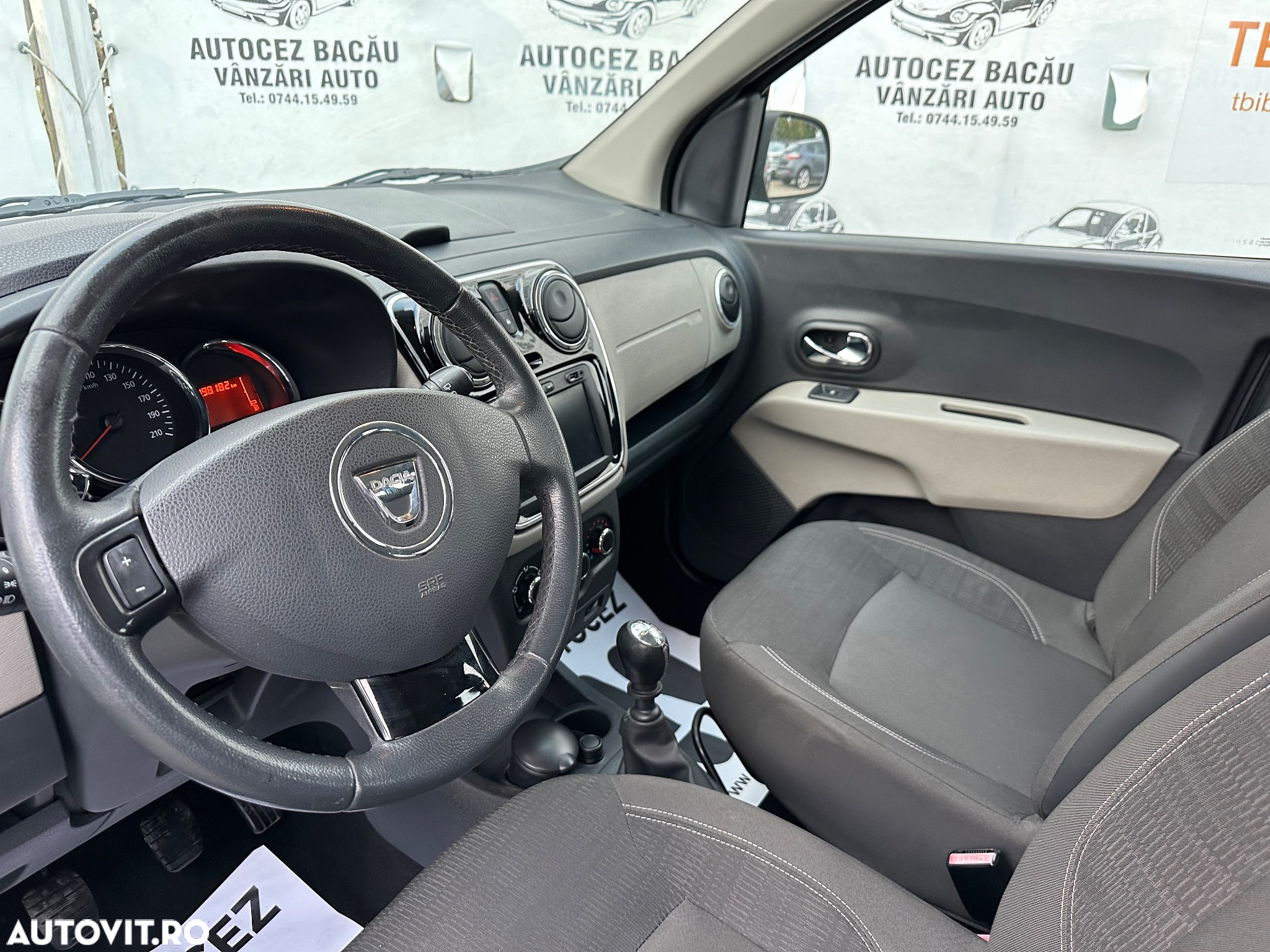 Dacia Lodgy dCi 110 Prestige - 16