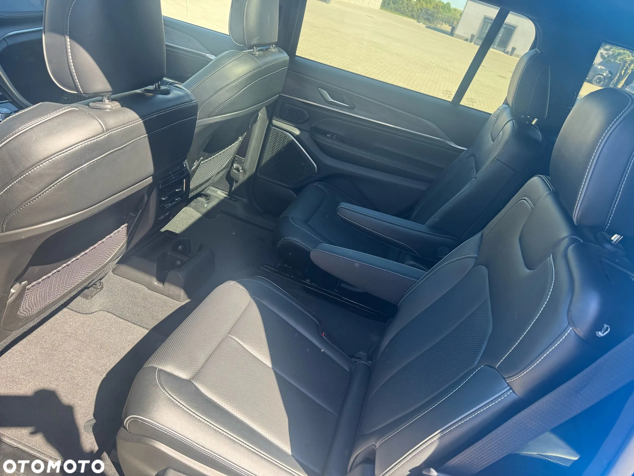Jeep Inny - 18