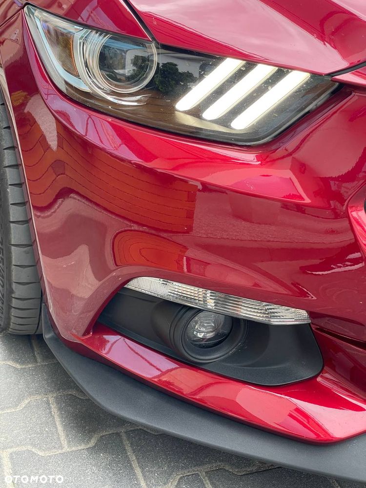 Ford Mustang 5.0 V8 GT - 10