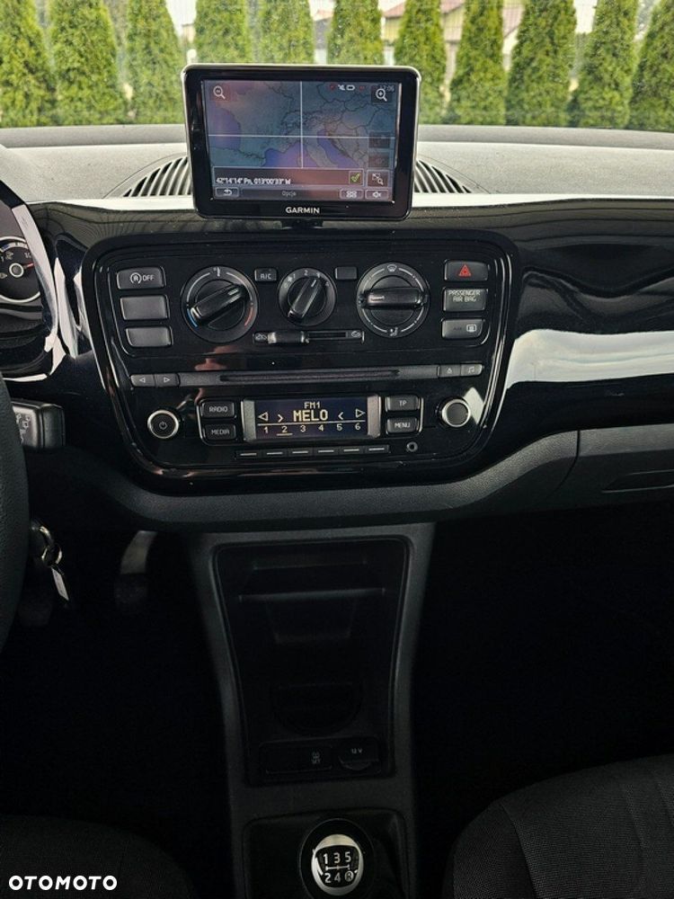 Volkswagen up! - 16