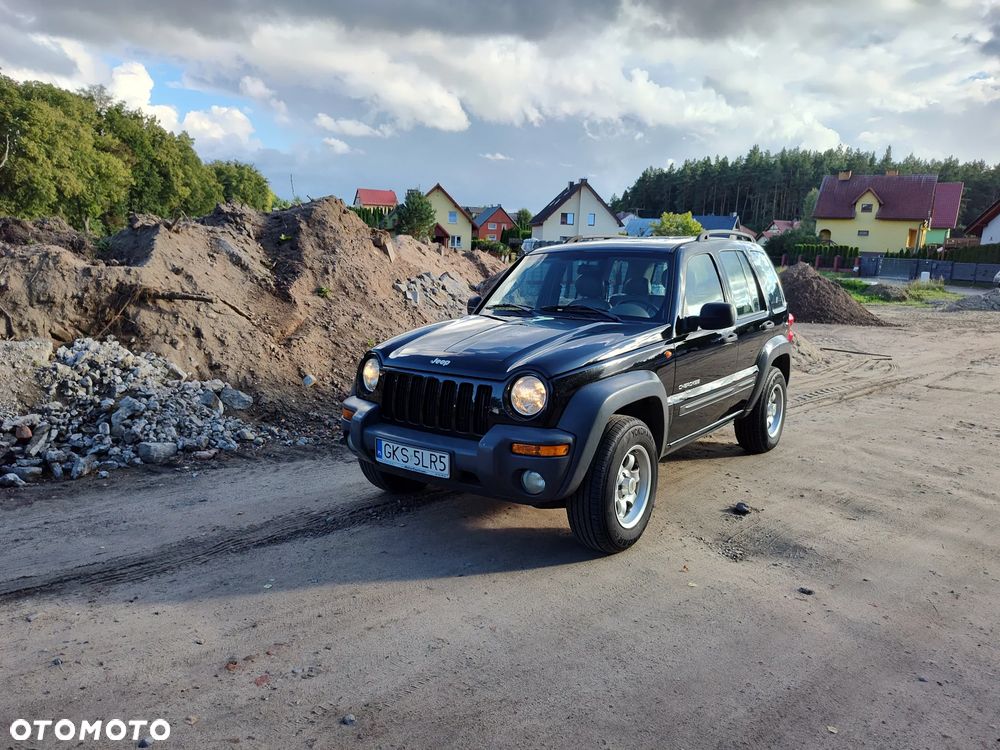 Jeep Cherokee - 1