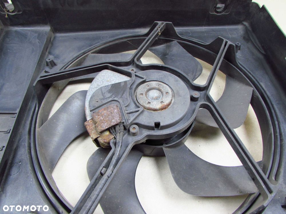 PEUGEOT 406 2.0 HDI WENTYLATOR OBUDOWA 1831404016 - 4