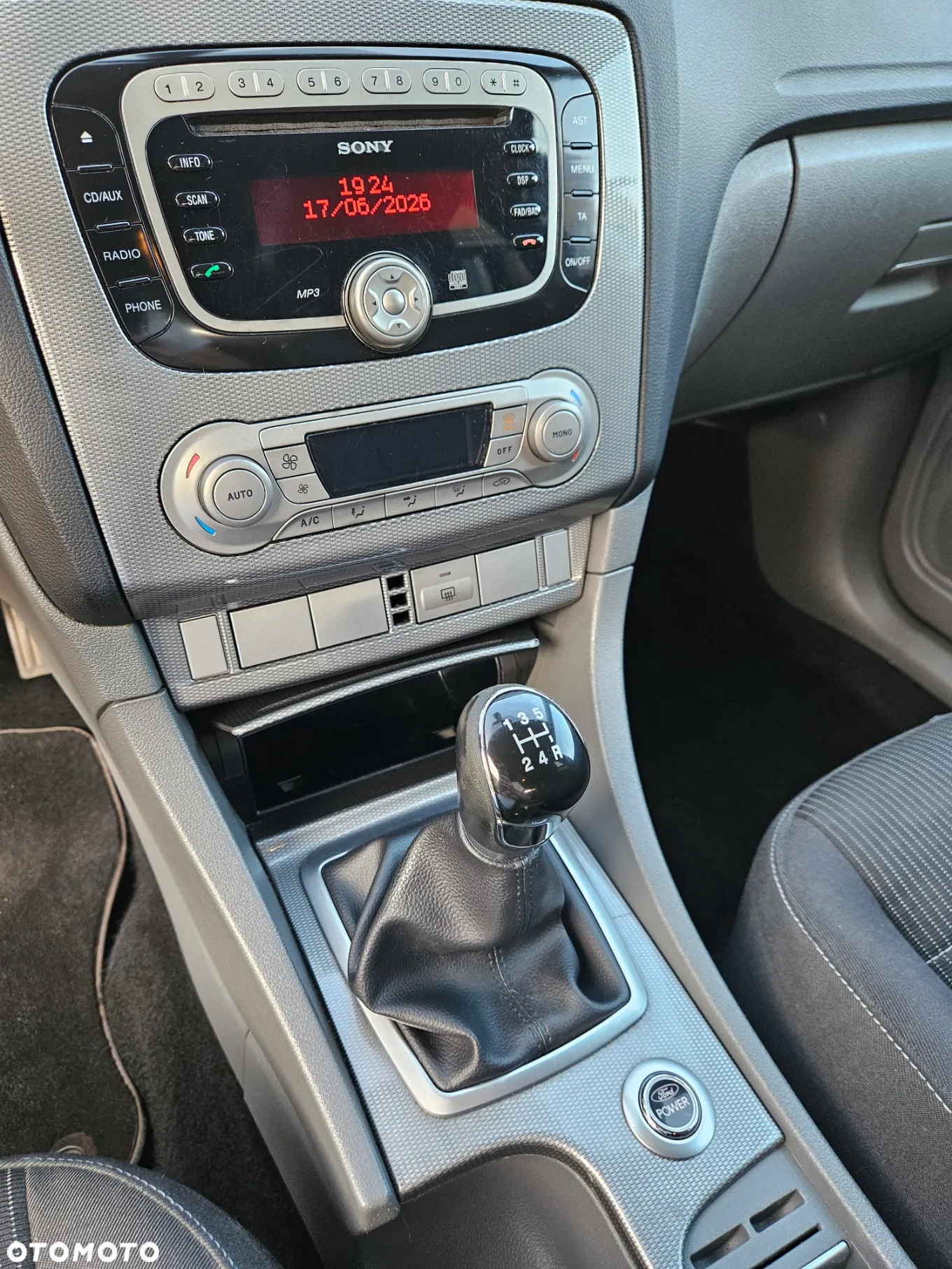 Ford Focus - 19