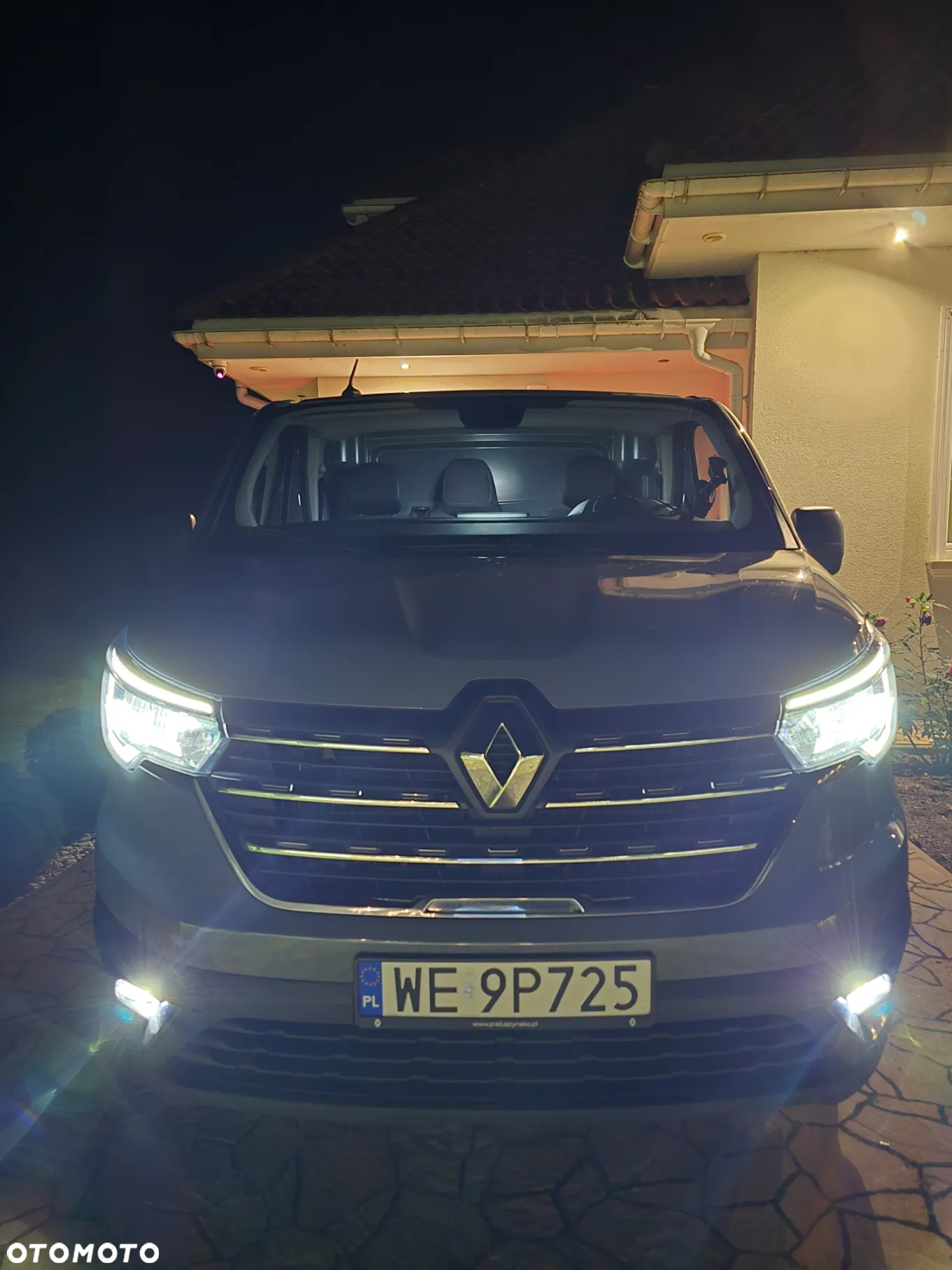 Renault TRAFIC - 16