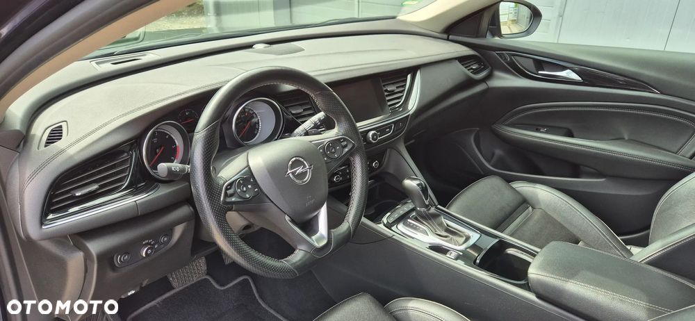 Opel Insignia Country Tourer 2.0 BiTrb D 4x4 Automatik Exclusive - 36