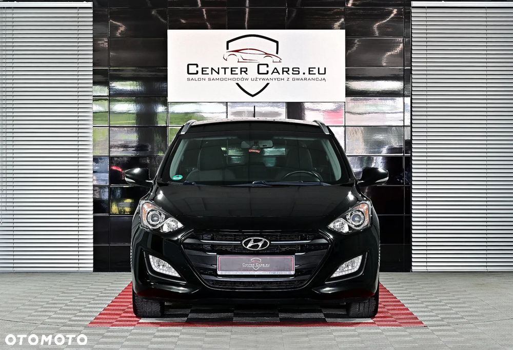 Hyundai i30 i30cw 1.6 Automatik Style - 3