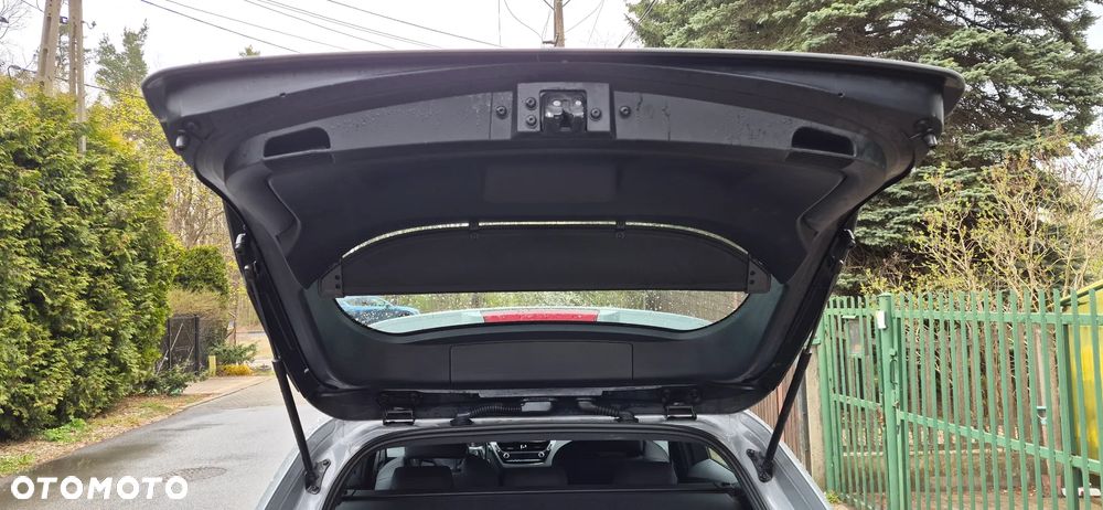 Toyota Corolla 1.8 Hybrid Active - 29