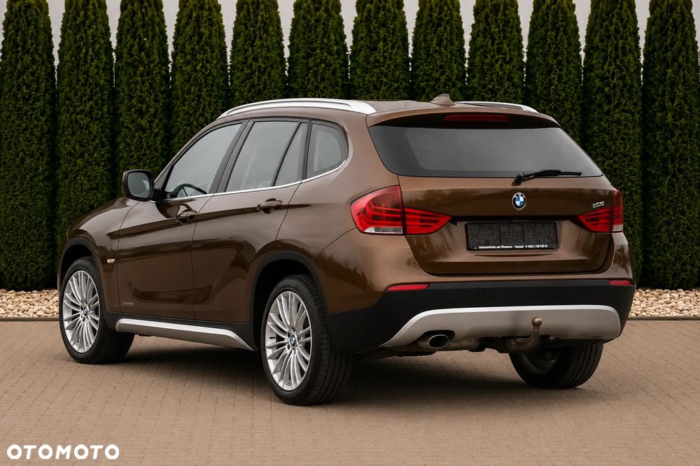 BMW X1 sDrive18i xLine - 8
