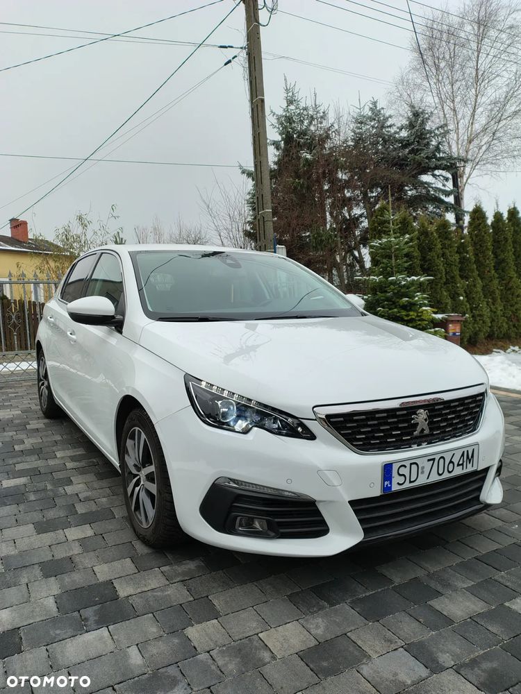 Peugeot 308 BlueHDi 130 EAT8 Stop & Start Allure Business-Paket