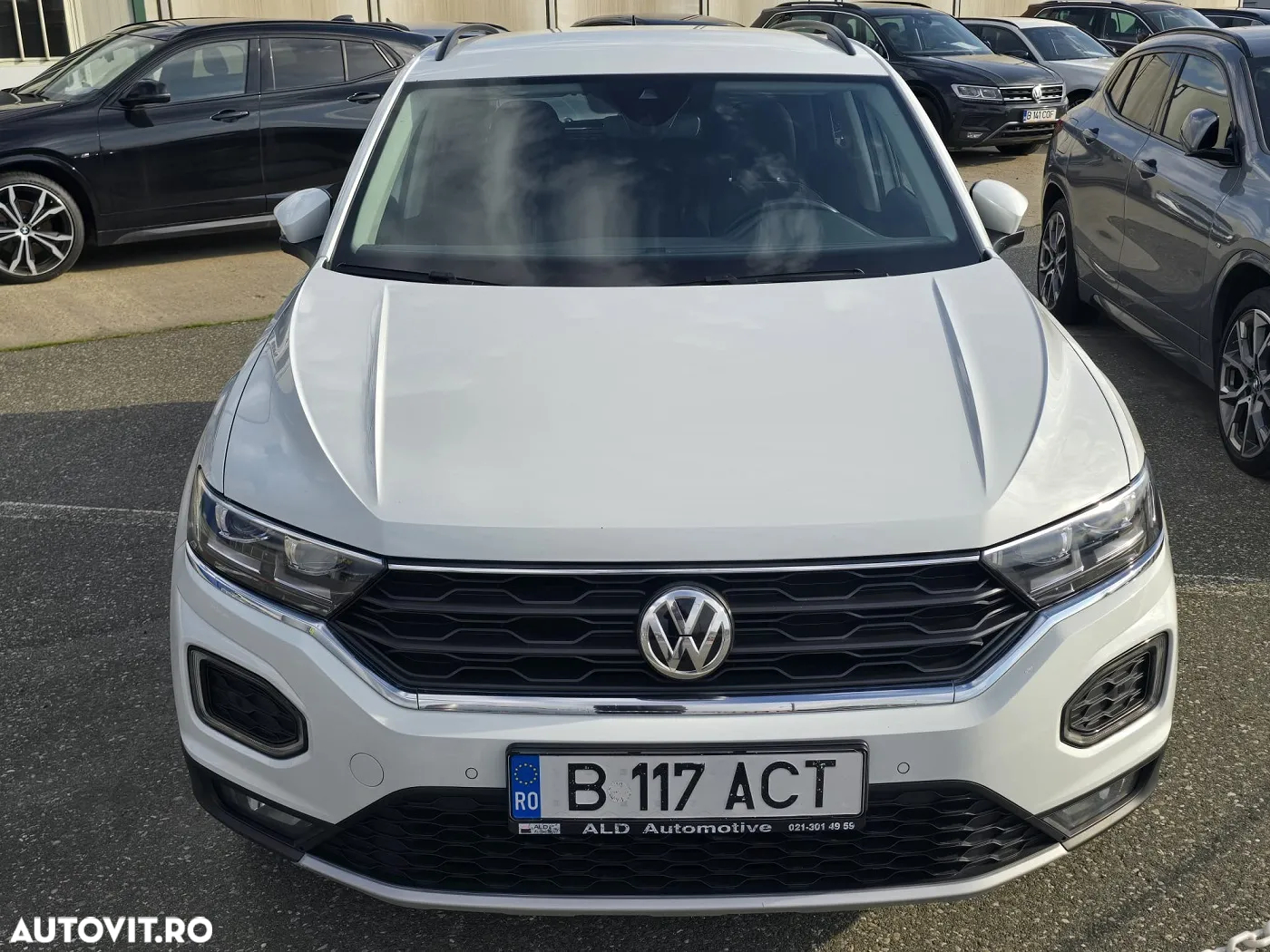 Volkswagen T-ROC - 25