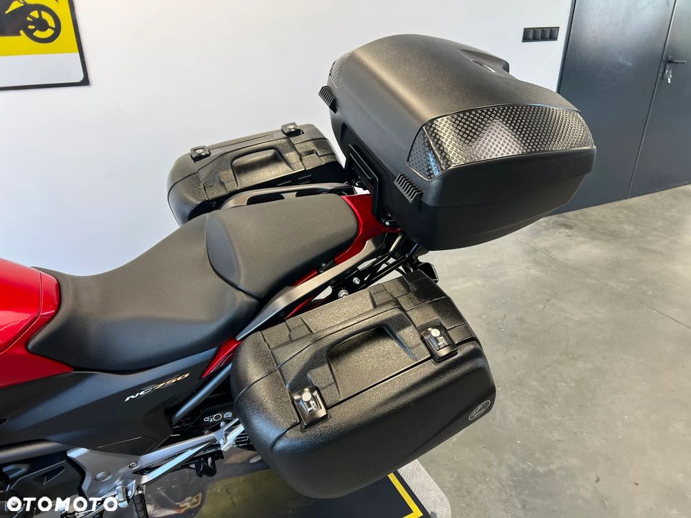 Honda NC - 17