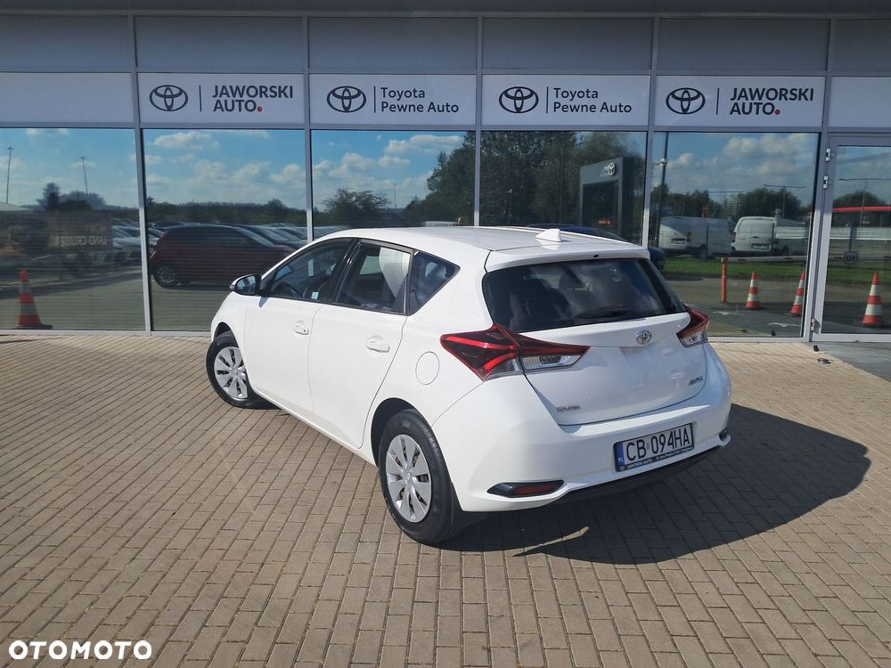 Toyota Auris 1.33 VVT-i Active - 2