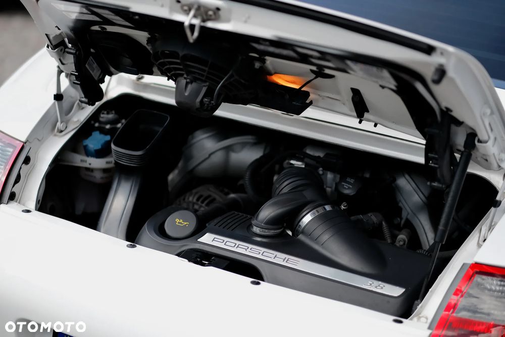 Porsche 911 - 26