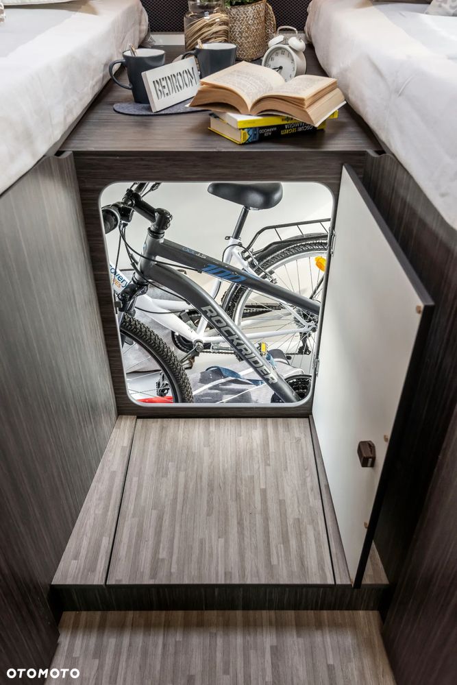 McLOUIS Nevis 873 - 5-osobowy - 19