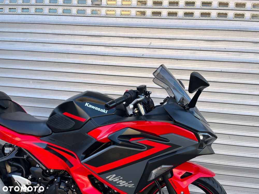 Kawasaki Ninja - 24