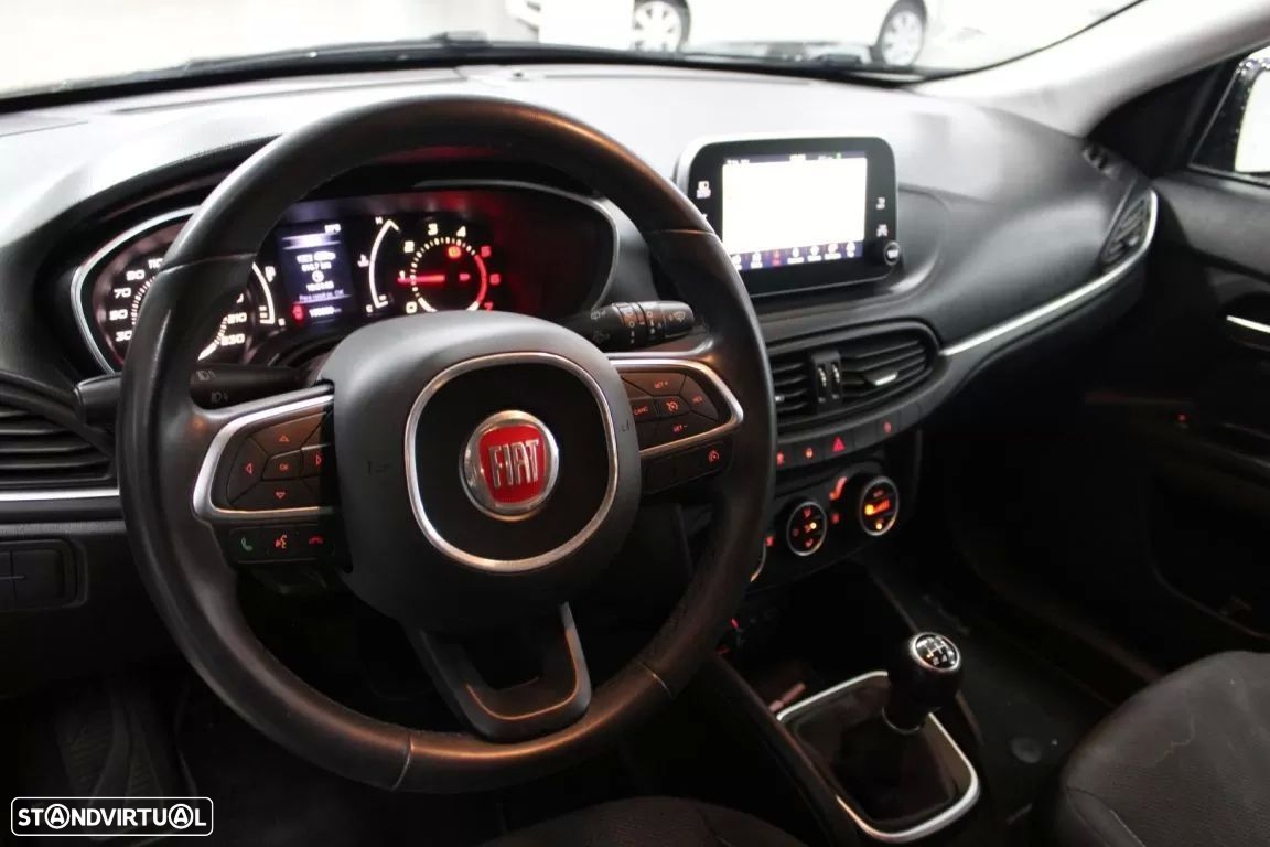 Fiat Tipo Station Wagon 1.3 M-Jet Lounge - 10