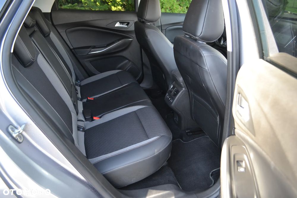 Opel Grandland X 1.2 Start/Stop 120 Jahre - 17