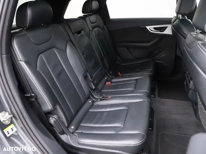 Audi Q7 - 24