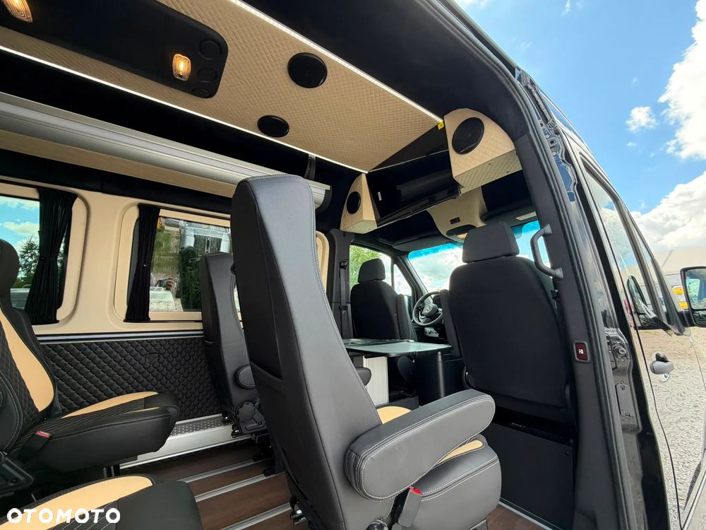Mercedes-Benz Sprinter 319 - 20