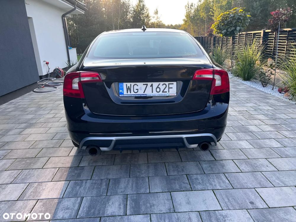 Volvo S60 T4 Base - 11
