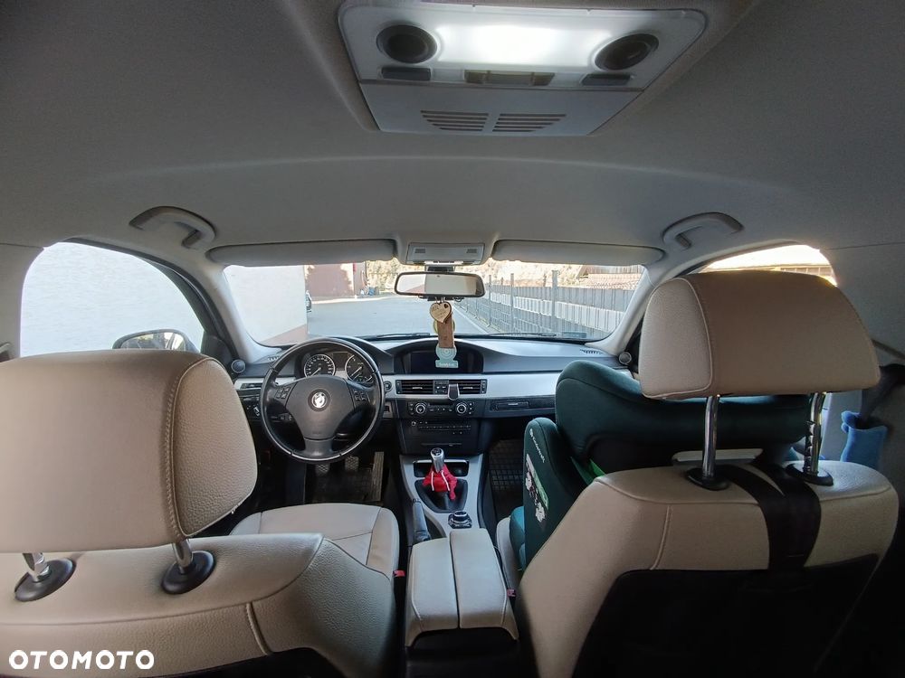BMW Seria 3 320d Efficient Dynamics - 5