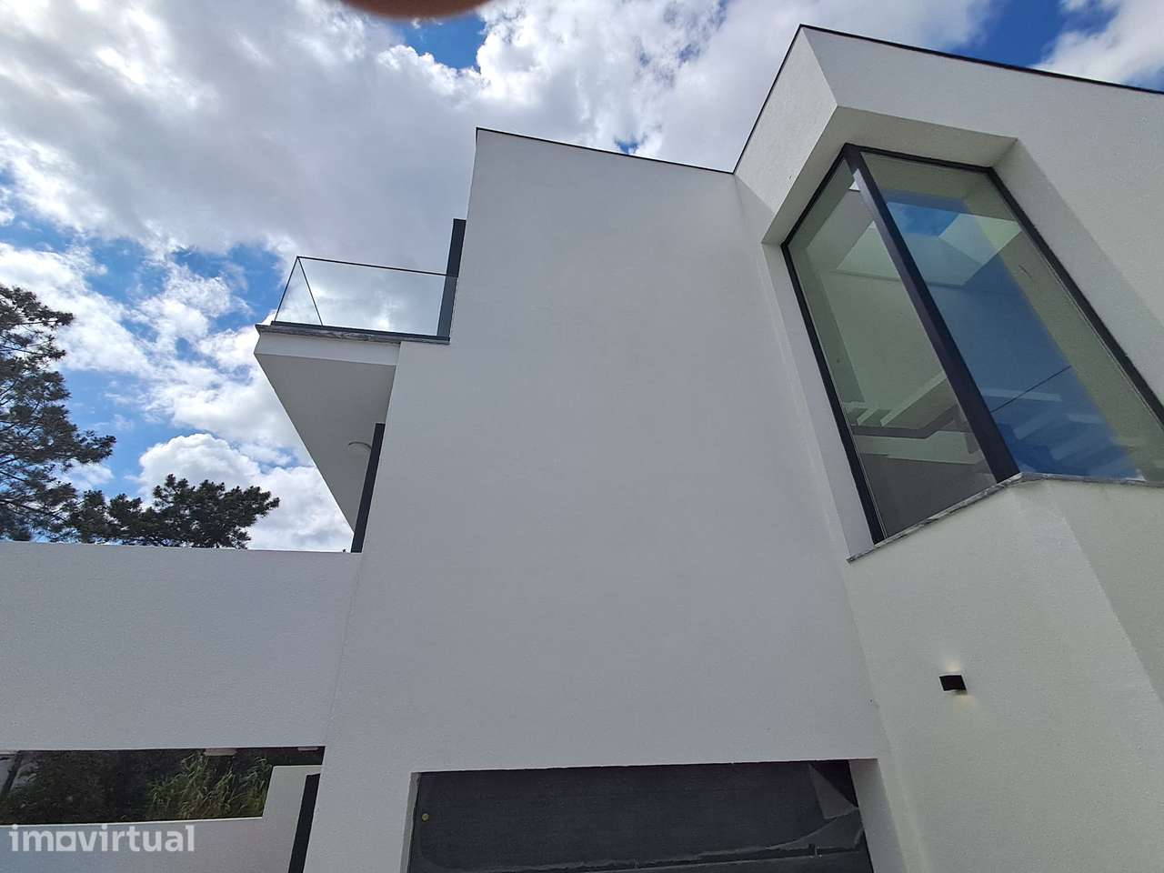 Moradia T4, Sobreda - Grande imagem: 4/19