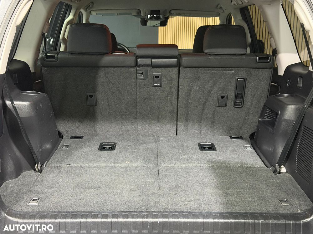 Toyota Land Cruiser 2.8l D-4D 204 CP A/T 7 locuri Executive - 22