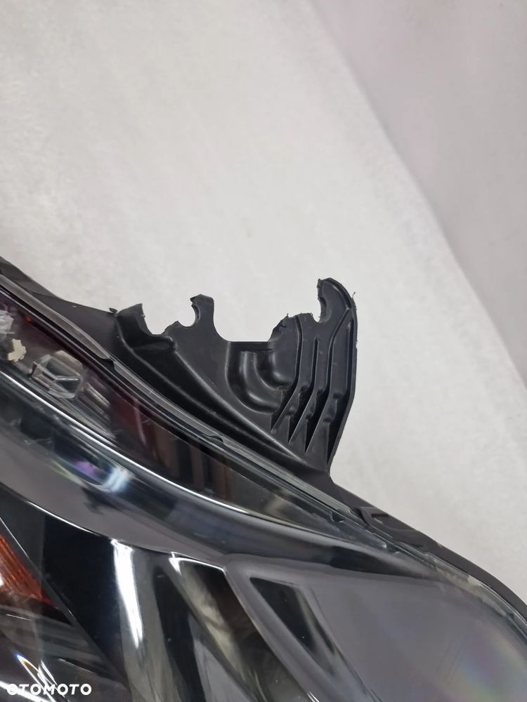 TOYOTA AYGO II 14- LEWA LAMPA PRZEDNIA PRZÓD , NR KOITO 0H-17 , NR AUKCJI LA270 - 6