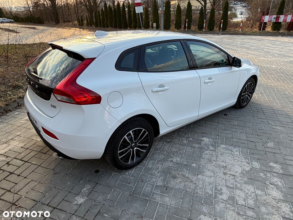 Volvo V40 D2 Geartronic Momentum - 6