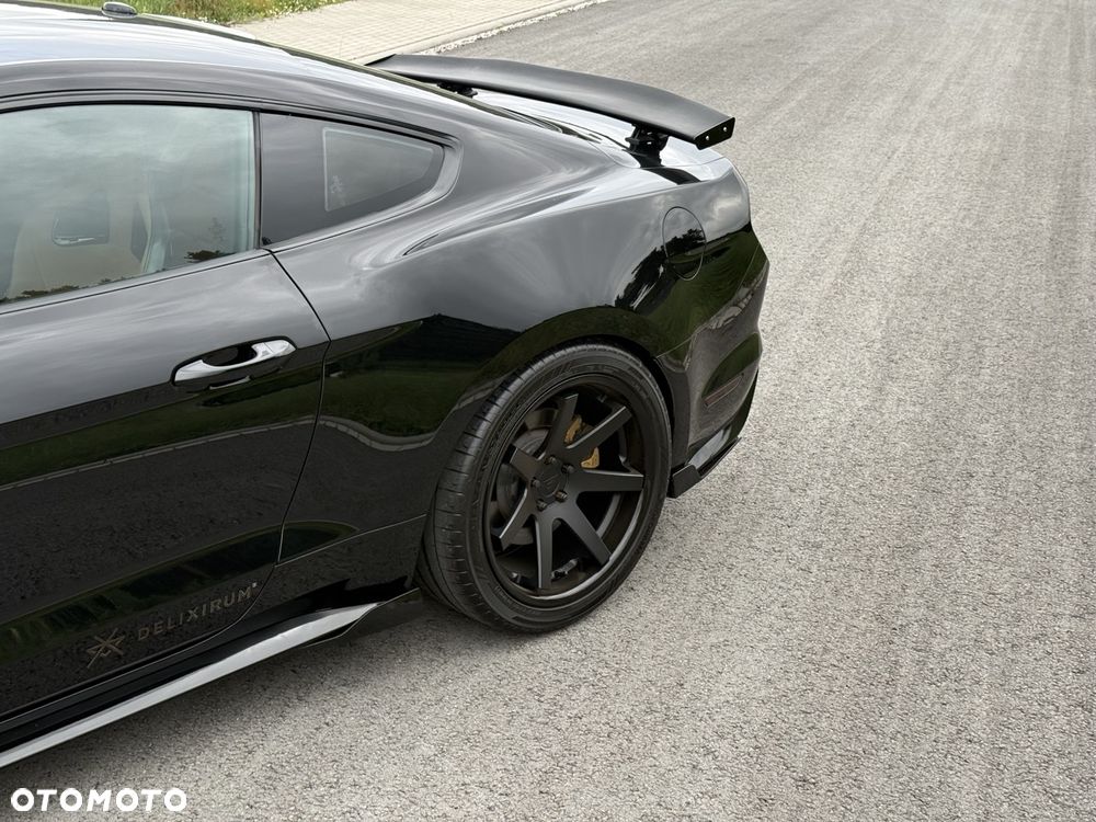 Ford Mustang - 5