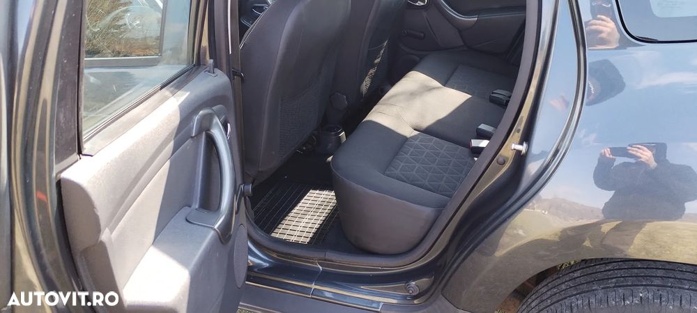 Dacia Duster 1.6 4x2 - 14