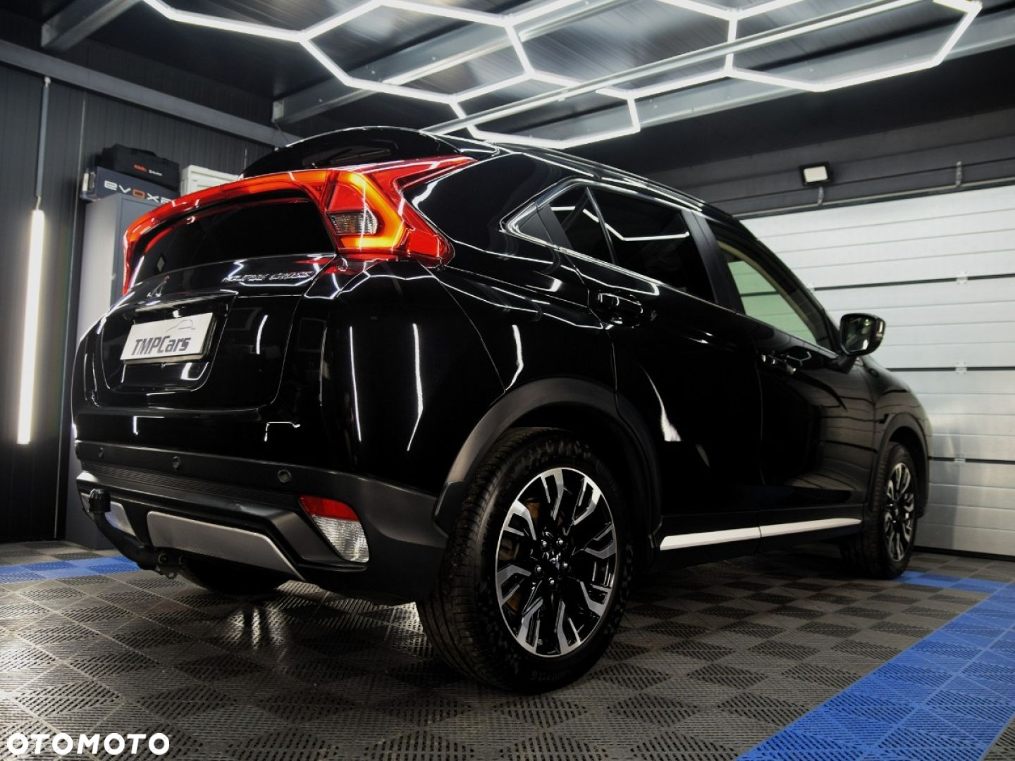 Mitsubishi Eclipse Cross - 5