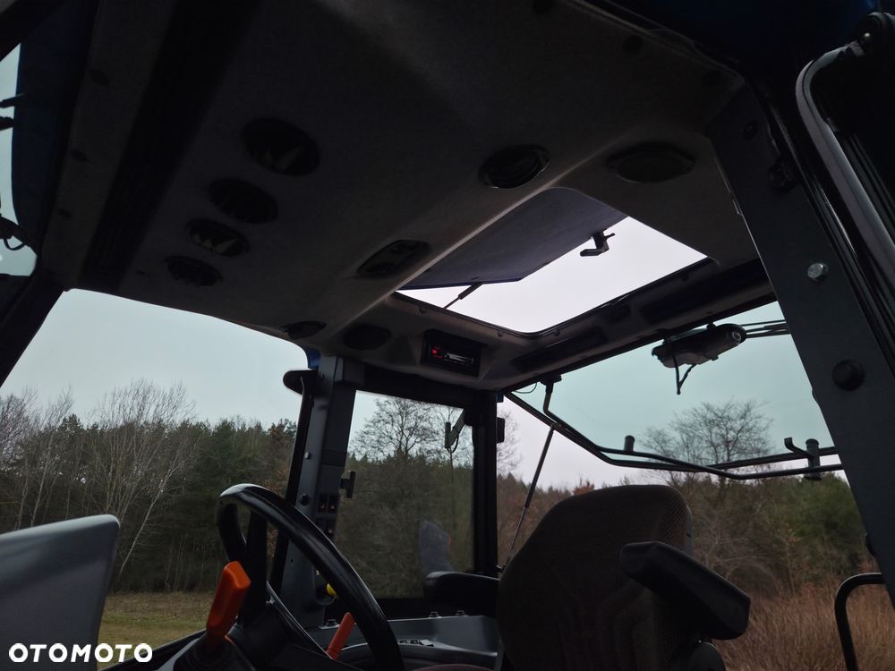 New Holland TL100A - 18