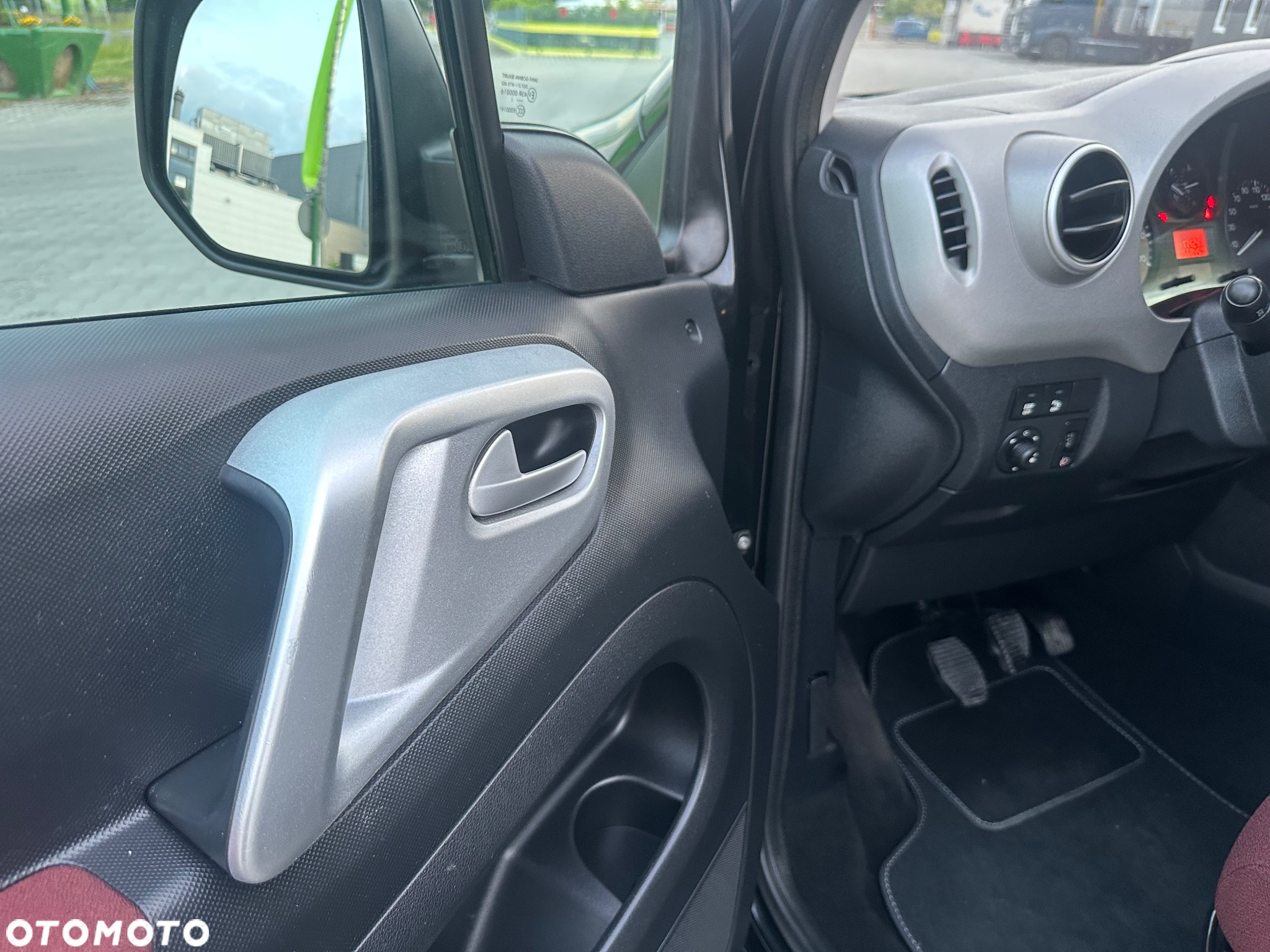 Citroën Berlingo Multispace VTi 120 Exclusive - 36