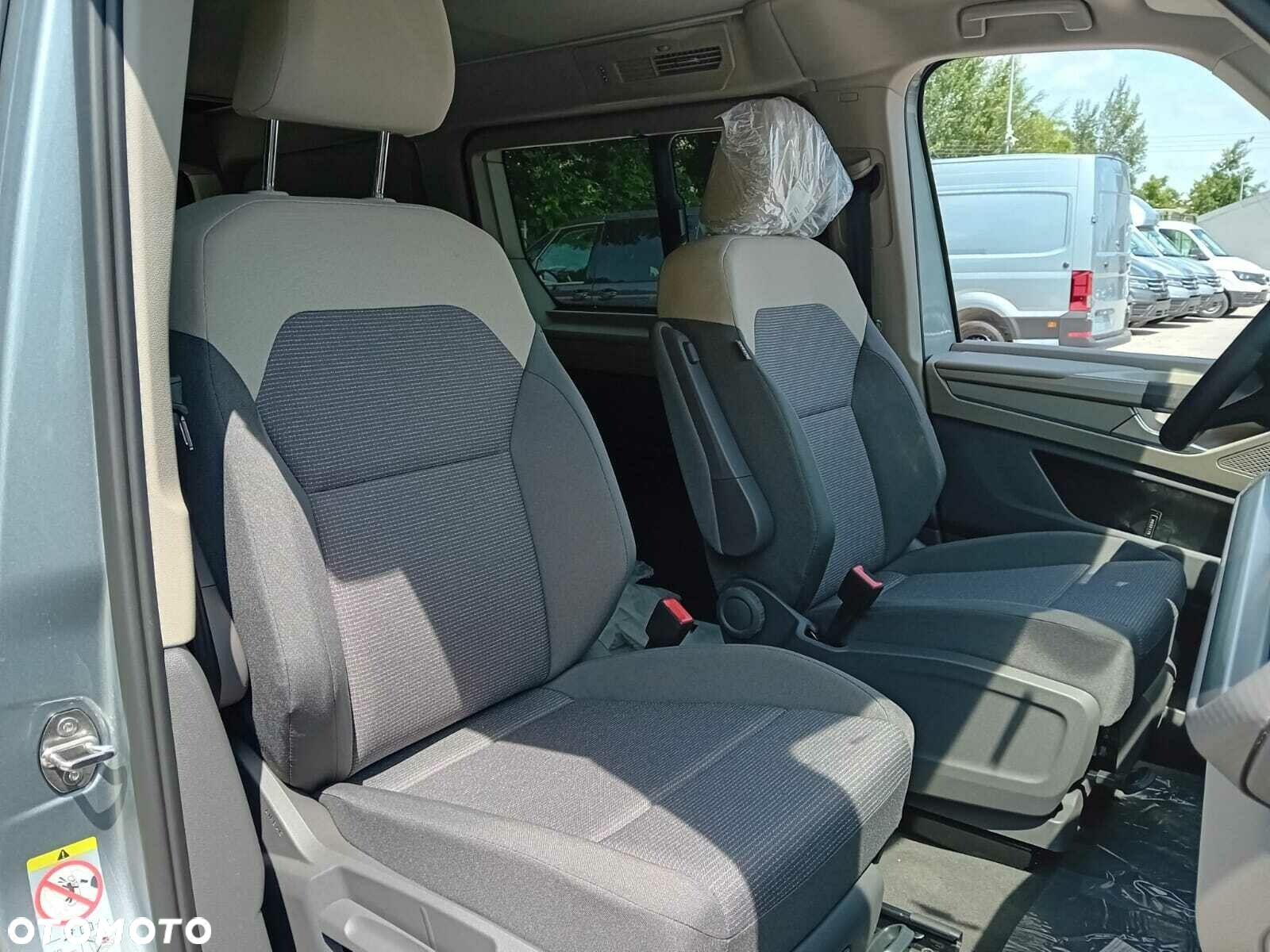 Volkswagen California - 15