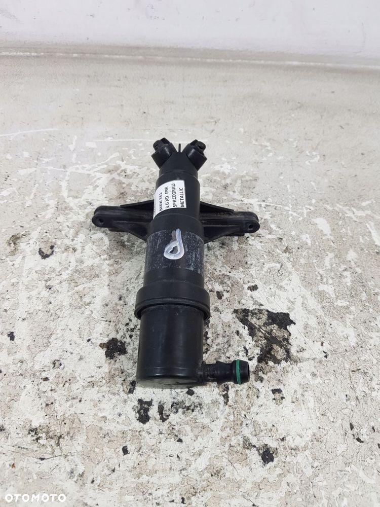 spryskiwacz lampy prawy przód bmw e60 e61 lci eu - 4