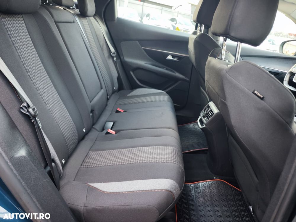 Peugeot 3008 1.2 PureTech 130 EAT8 Active Pack - 15